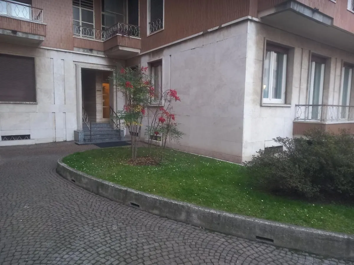 Apartamento Bilocale 7 Piano Balcone Vista Skyline Milán