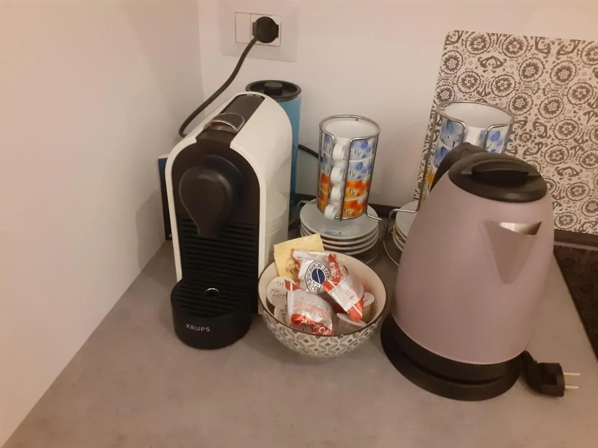 Apartamento Bilocale 7 Piano Balcone Vista Skyline Milán 0*,